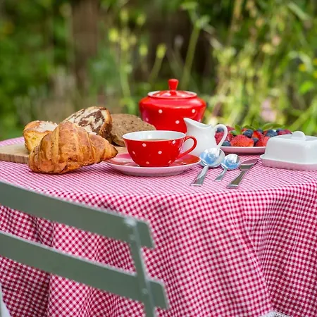 Charlestown Bed and Breakfast 3*